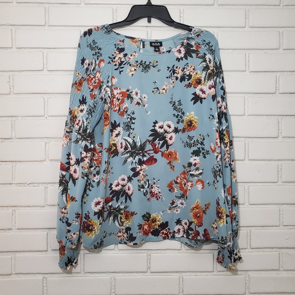 Ana floral top 😍😍😍